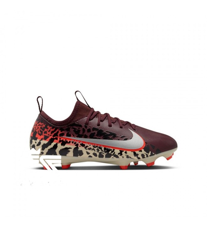 SOCCER BOOTS